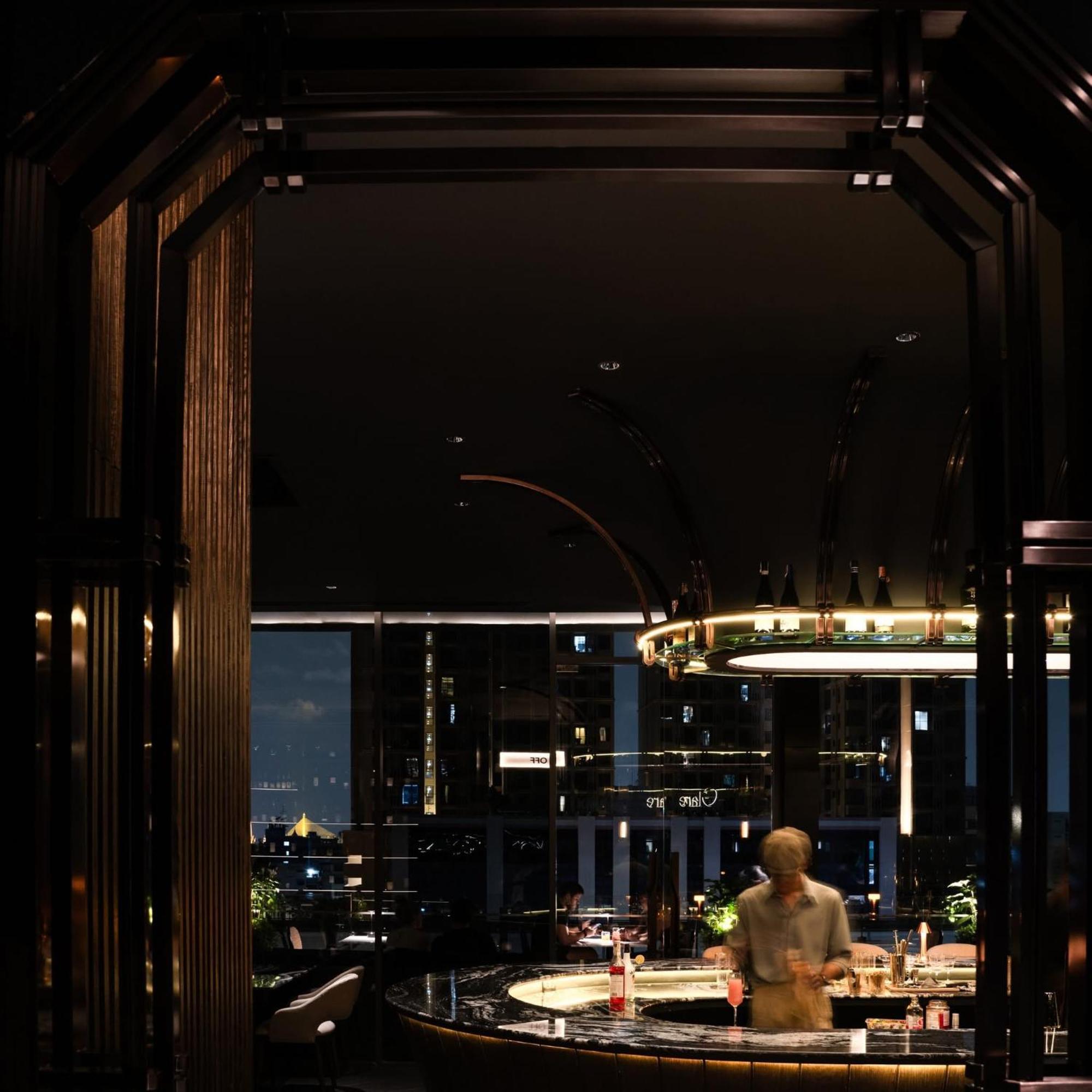 Cascade Hotel Бангкок Экстерьер фото